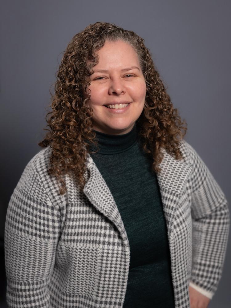 Trish Caldwell Headshot